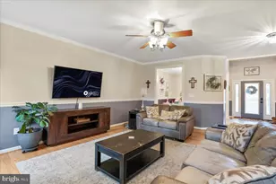 261 Collins Dr, Martinsburg, WV 25403 - Photo 5
