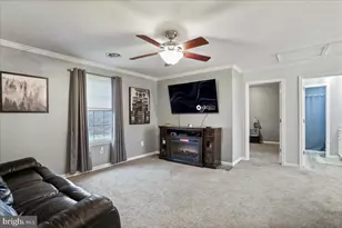 261 Collins Dr, Martinsburg, WV 25403 - Photo 15