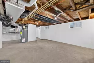 913 N Queen St, Martinsburg, WV 25404 - Photo 59