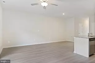 25 Cranston Ct, Falling Waters, WV 25419 - Photo 5