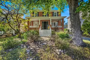 9872 Winchester Ave, Bunker Hill, WV 25413 - Photo 1