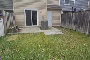 49 Darien Dr, Bunker Hill, WV 25413 - Photo 5