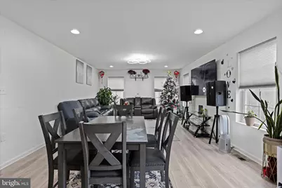 183 Luxor Court, Bunker Hill, WV 25413 - Photo 9