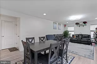 183 Luxor Ct, Bunker Hill, WV 25413 - Photo 7