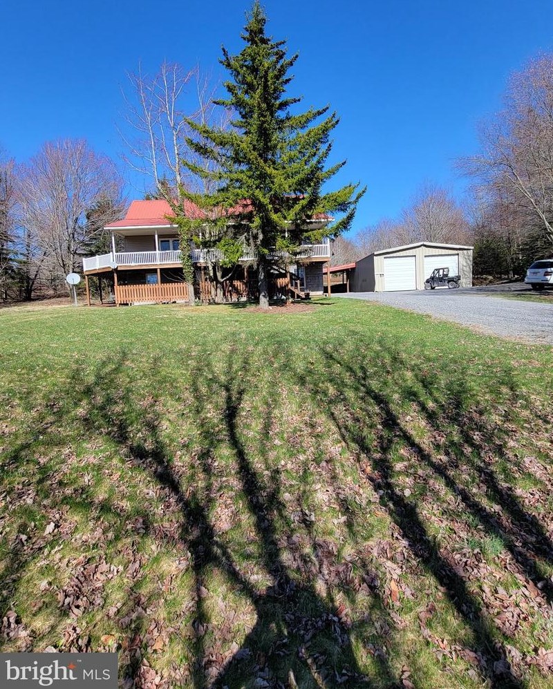 460 Lake Ridge Ln, Mount Storm, WV 26739