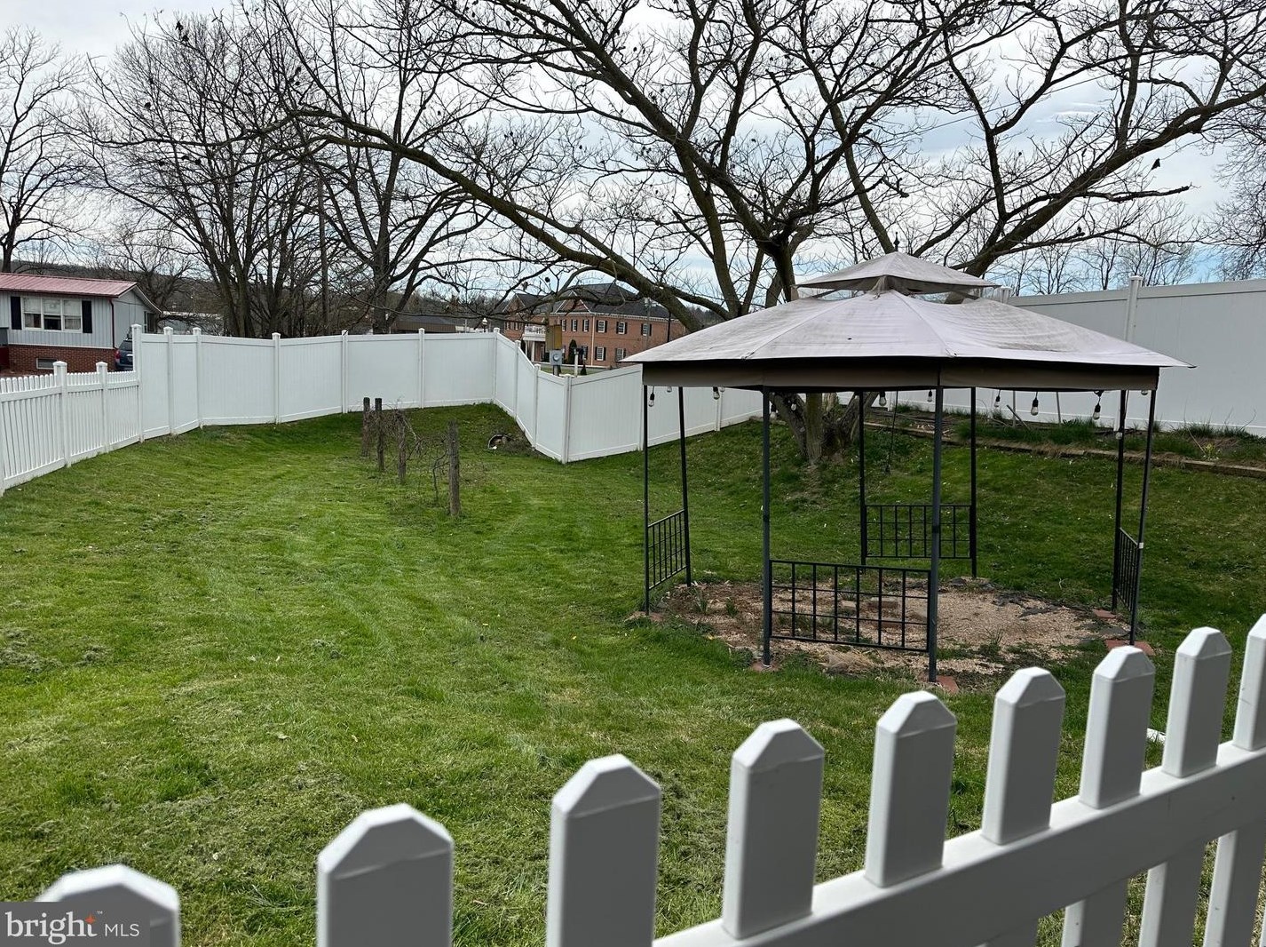 101 Virginia Ave, Arthur WV 26847-1715 exterior