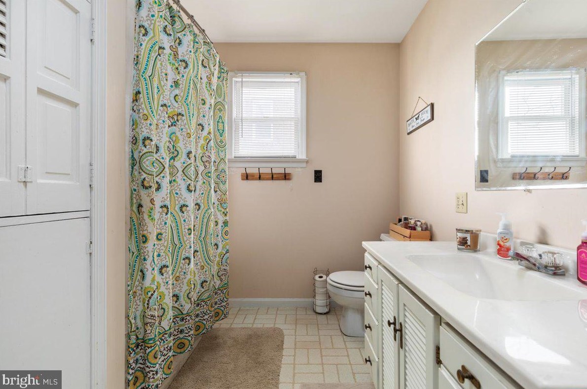 101 Virginia Ave, Arthur WV 26847-1715 exterior