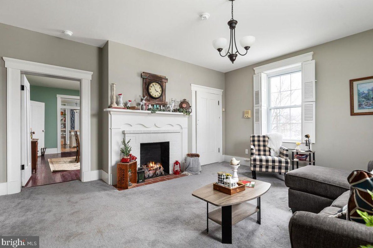 101 Virginia Ave, Arthur WV 26847-1715 exterior