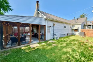 22 Mountain View St, Petersburg, WV 26847 - Photo 7