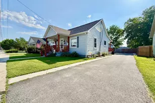 22 Mountain View St, Petersburg, WV 26847 - Photo 1