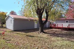 11 Trenton St, Petersburg, WV 26847 - Photo 3