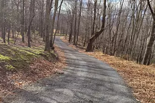 523 Gloryridge Dr, Petersburg, WV 26847 - Photo 17