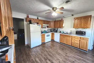 176 Sand Field Rd, Wardensville, WV 26851 - Photo 15