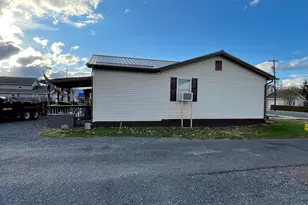 207 Central Ave, Moorefield, WV 26836 - Photo 5