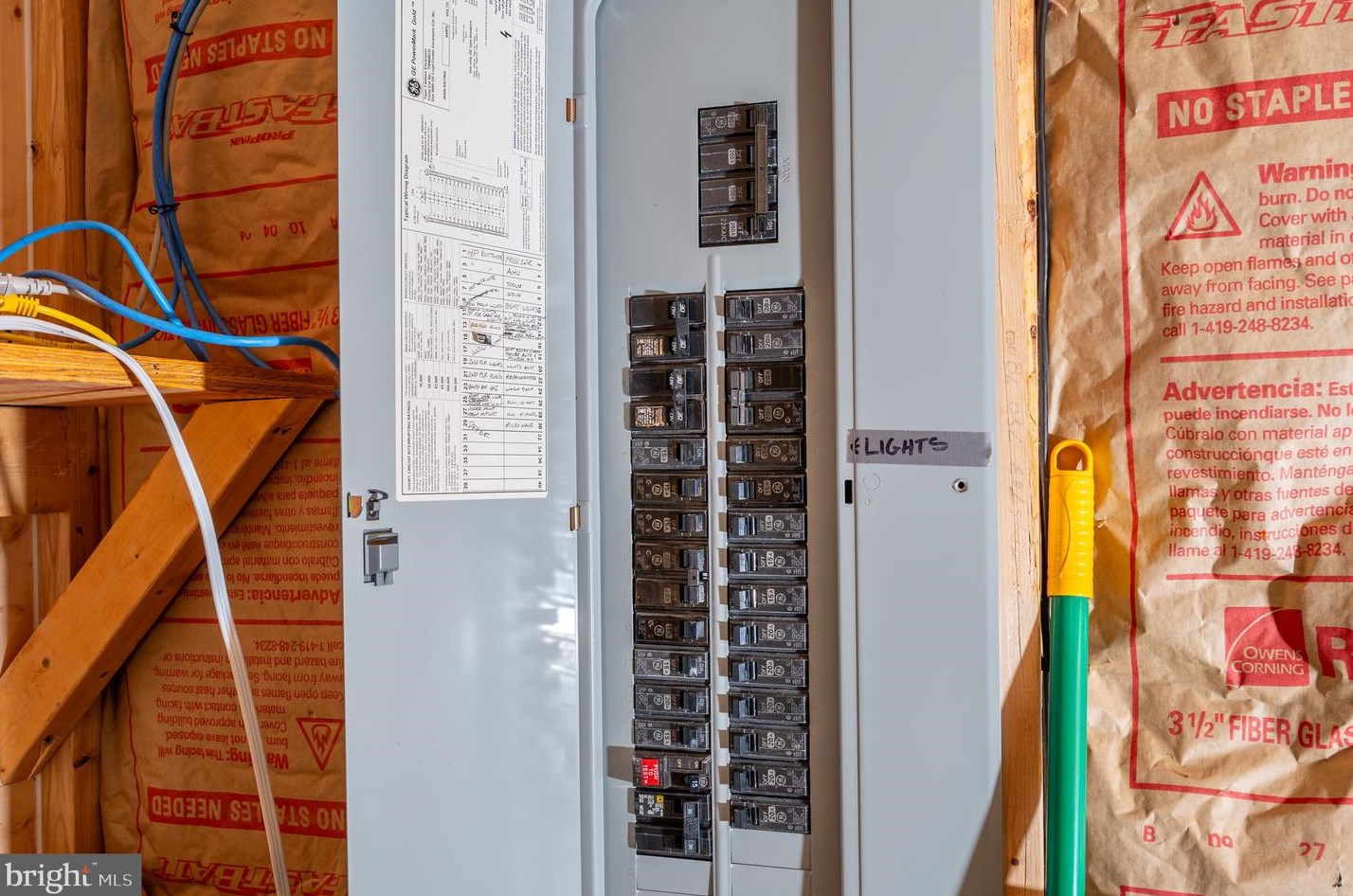 1002 Butternut Dr, Yellow Spring WV  26865-9042 exterior