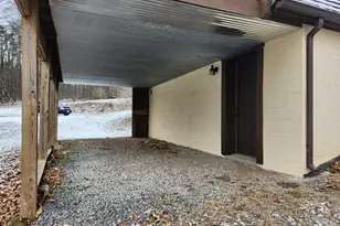 886 Mountain Heritage Ests Rd, Augusta, WV 26704 - Photo 7