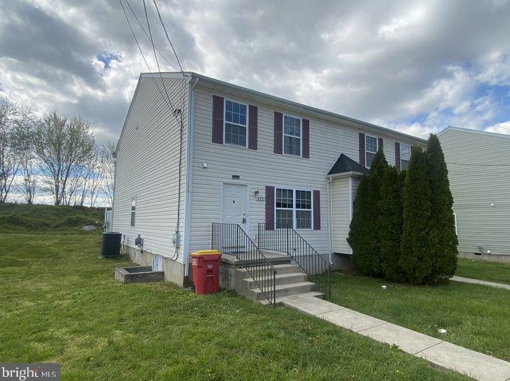 229 Burns St, Ranson WV  25438-1173 exterior