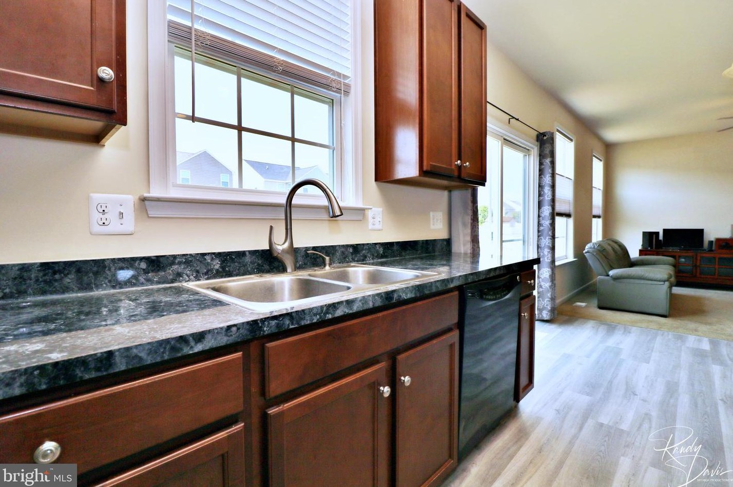 1231 Stallion St, Ranson WV  25438-5720 exterior