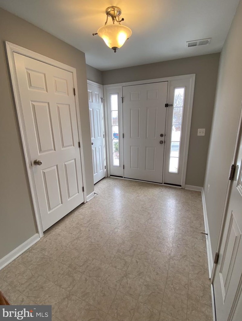 1251 Mare St, Ranson WV  25438-5723 exterior