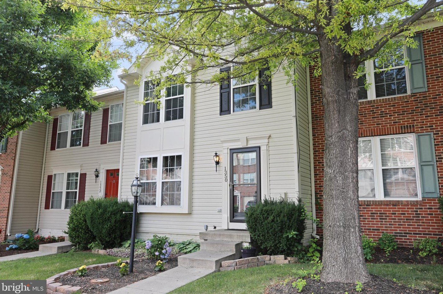 1350 Steed St, Ranson WV  25438-5708 exterior