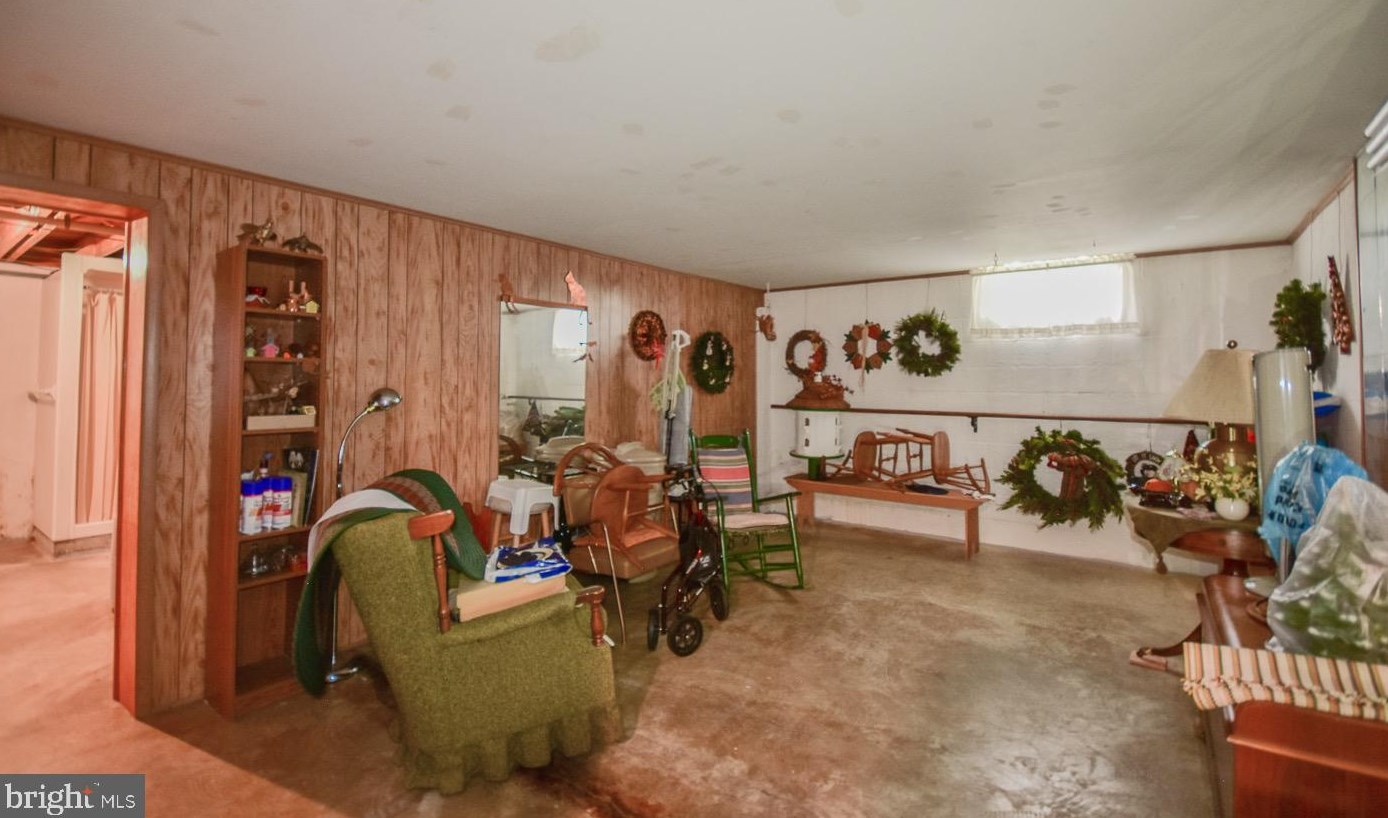 50 Elm St, Harpers Ferry WV 25425-6005 exterior