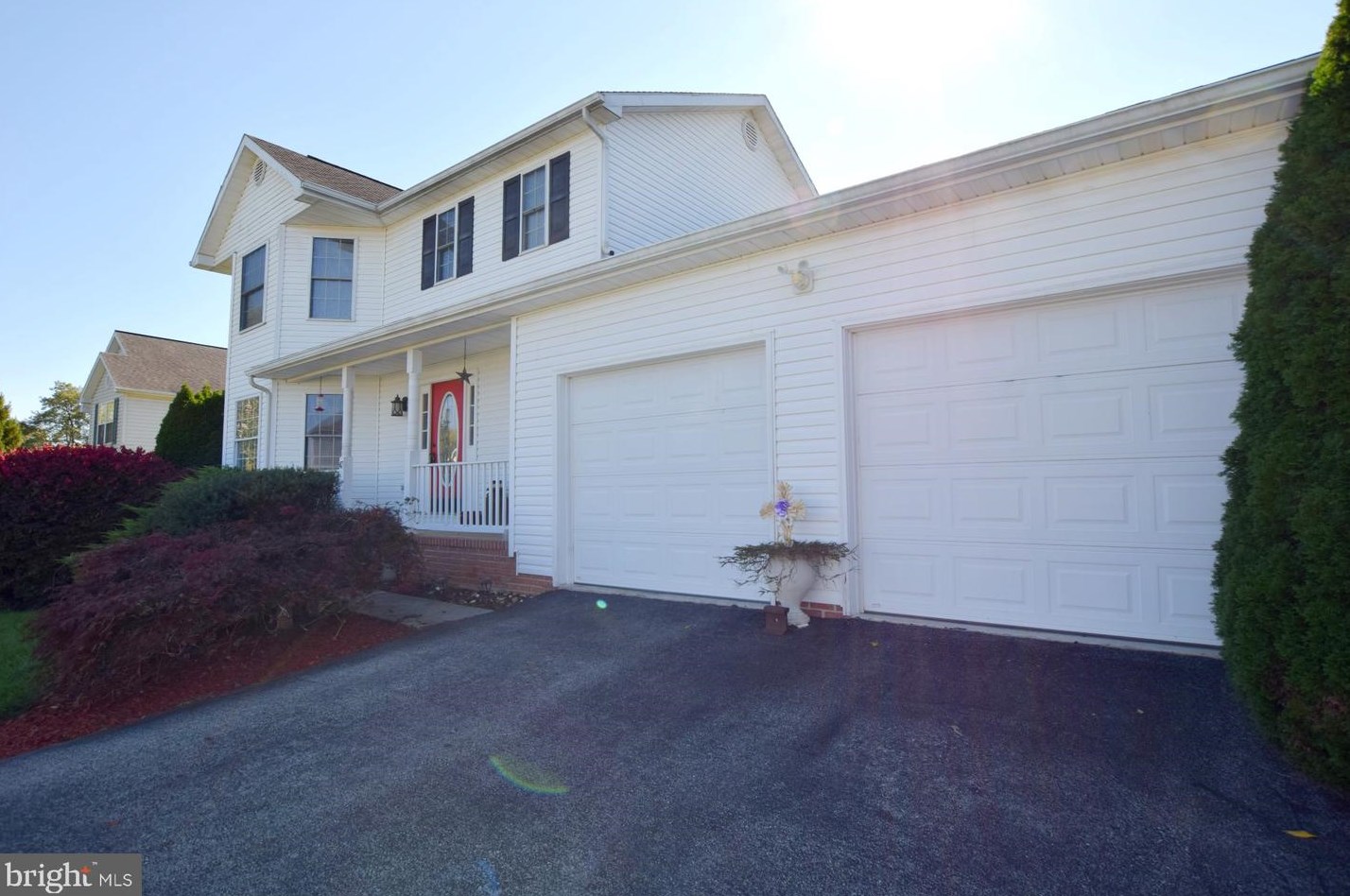 47 Snowshoe Ct, Ranson WV  25438-4848 exterior
