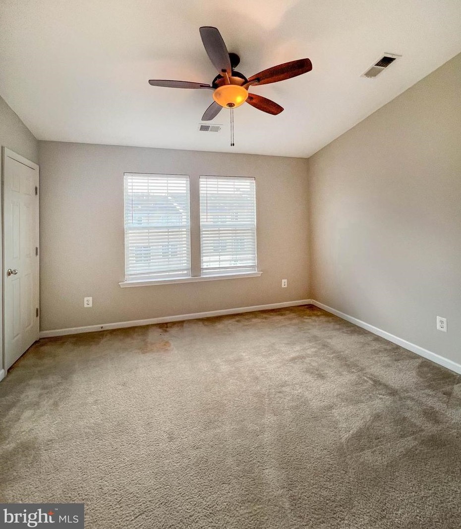 28 Baltic Ln, Ranson WV  25438-4016 exterior
