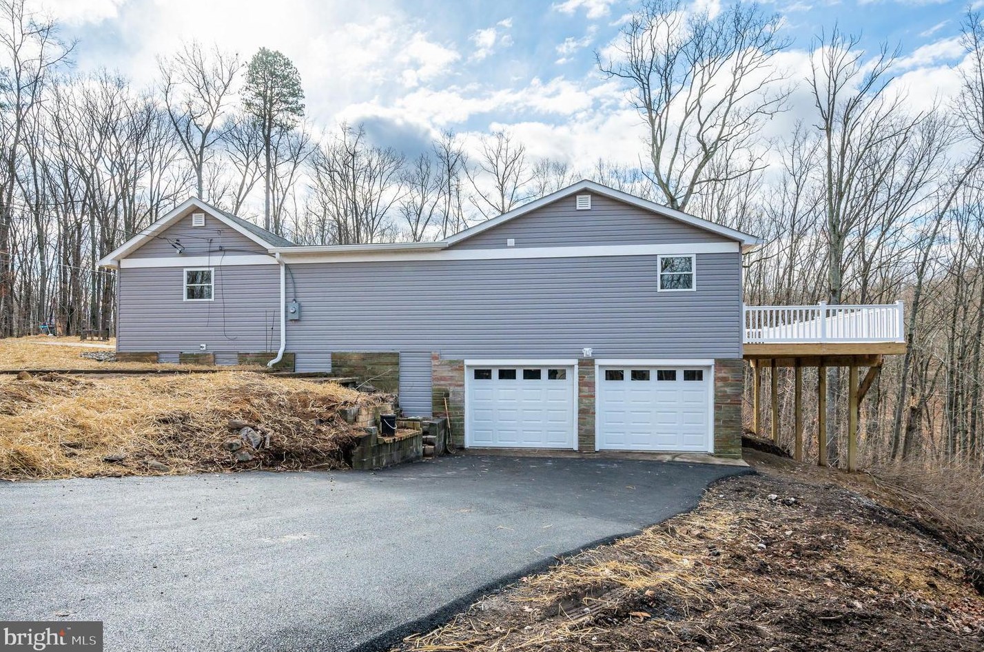 303 Laurel Hill Rd, Harpers Ferry, WV 25425