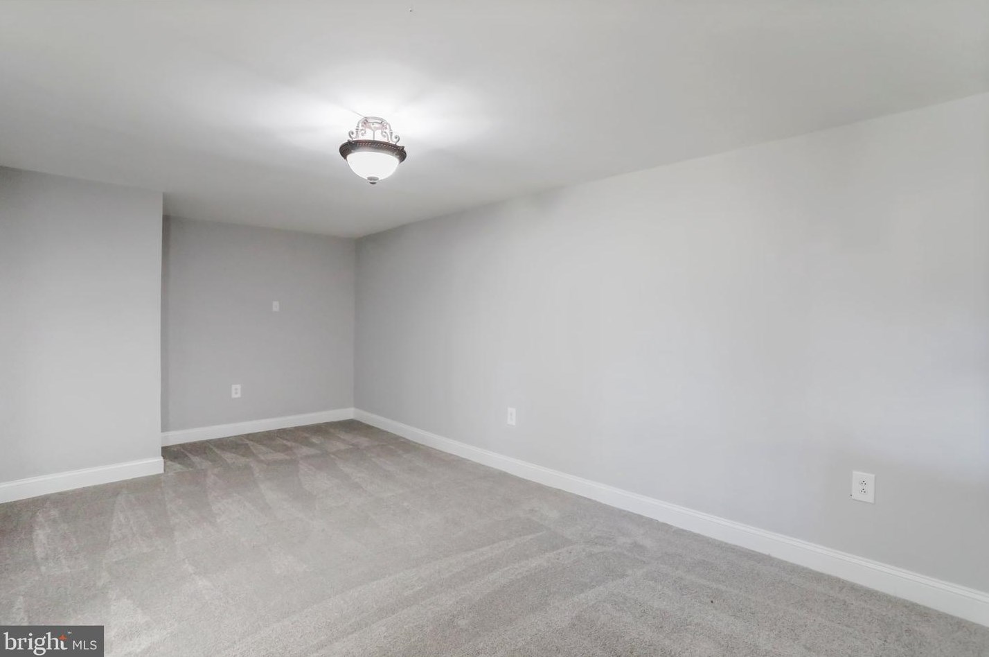 224 Old Leetown Pike, Martinsburg WV 25430-5561 exterior