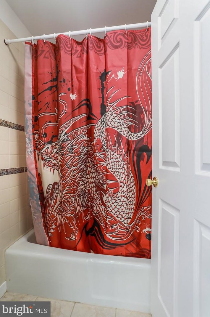 224 Old Leetown Pike, Martinsburg WV 25430-5561 exterior