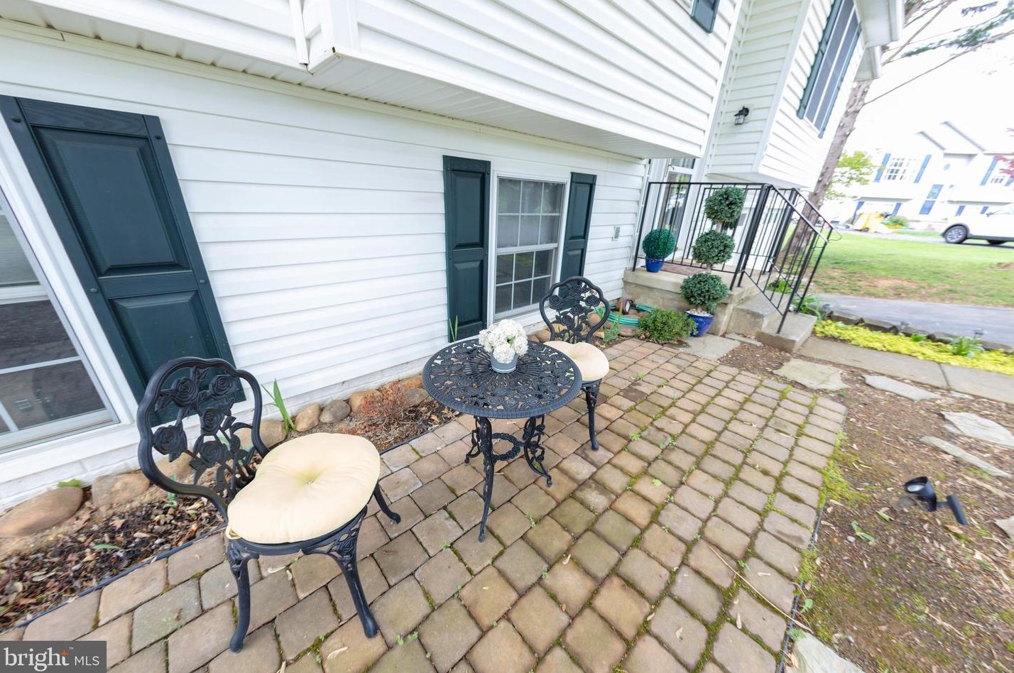 104 Rex Dr, Ranson WV  25438-4840 exterior