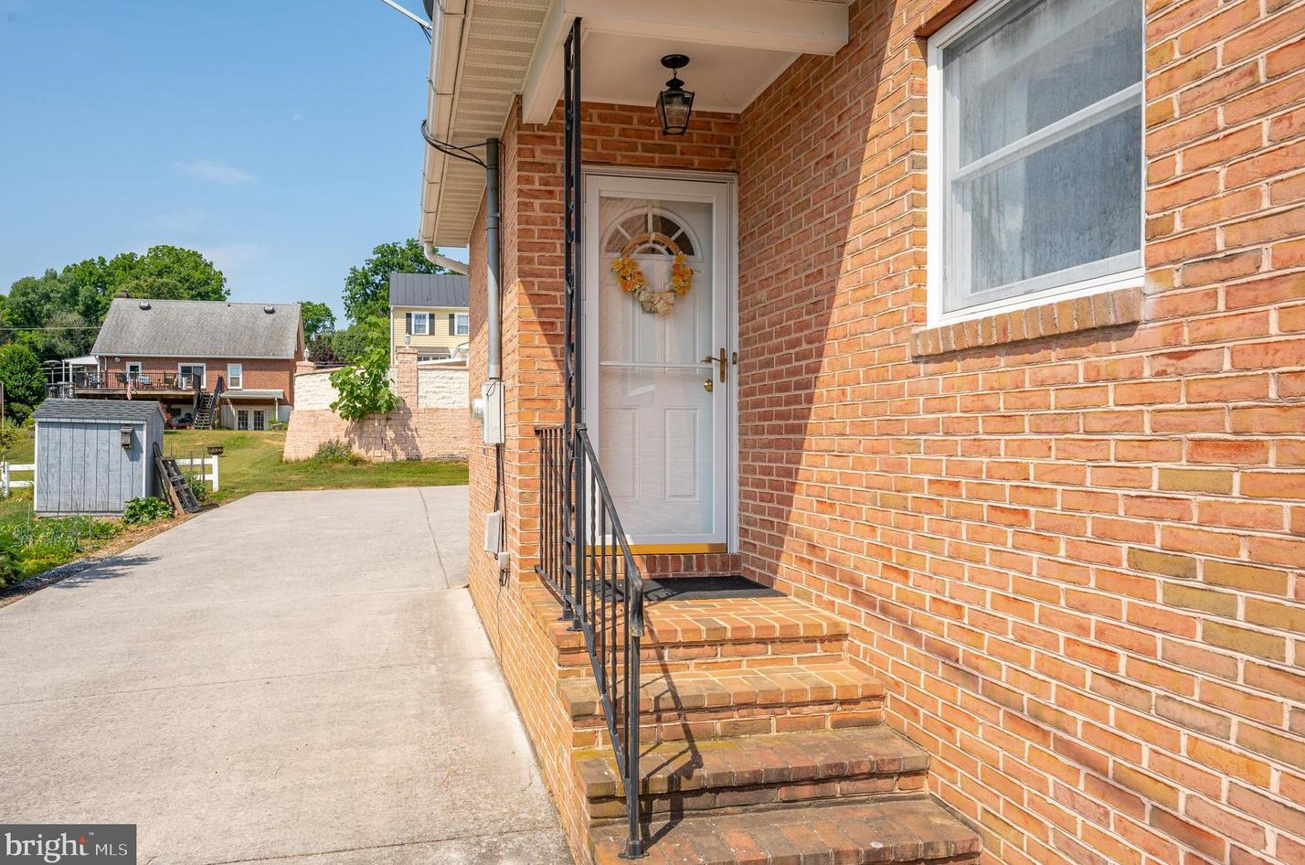 616 Seminary St, Charles Town WV  25414-1447 exterior