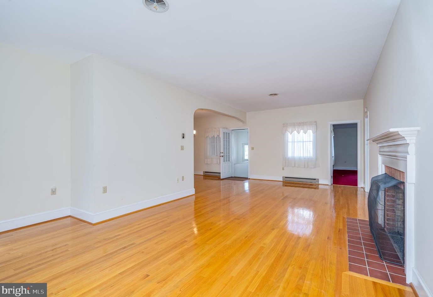 616 Seminary St, Charles Town WV  25414-1447 exterior