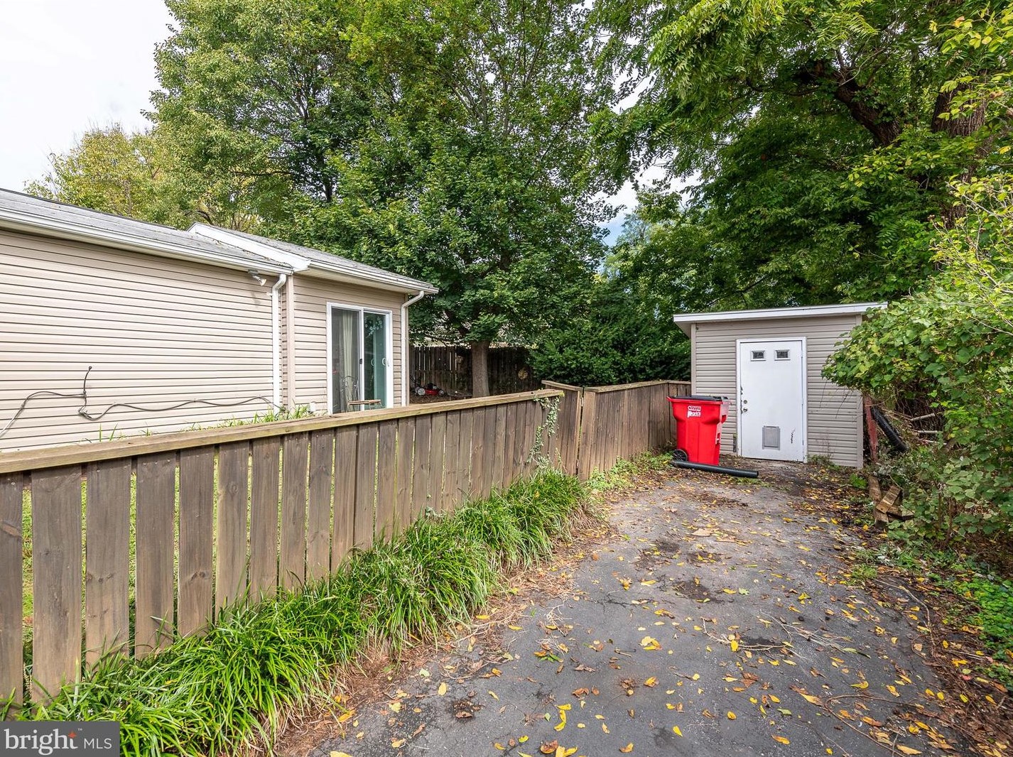 55 Clay St, Harpers Ferry WV  25425-6332 exterior