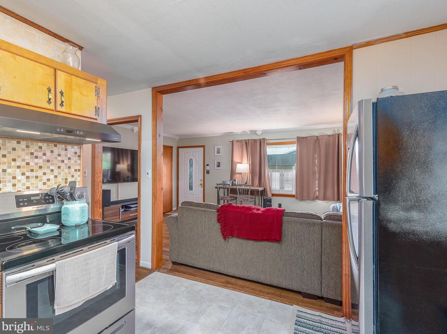 55 Clay St, Harpers Ferry WV  25425-6332 exterior