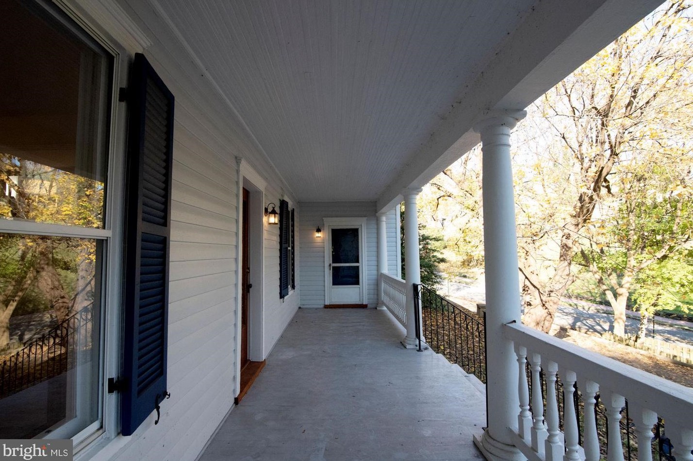 401 Henry Clay St, Harpers Ferry WV  25425-6694 exterior