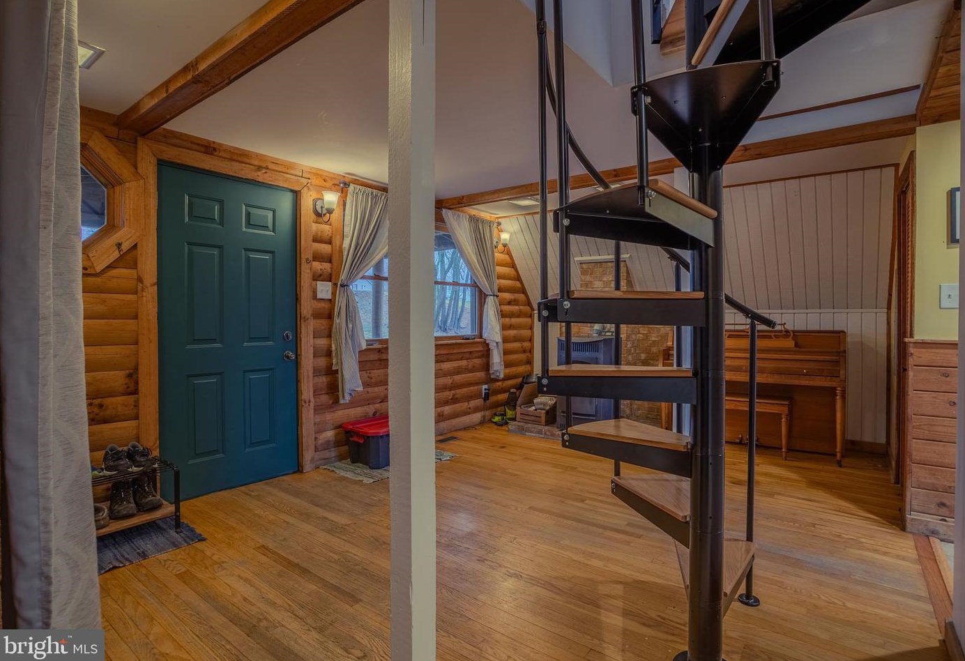 212 River Valley View Dr, Harpers Ferry WV  25425-5061 exterior