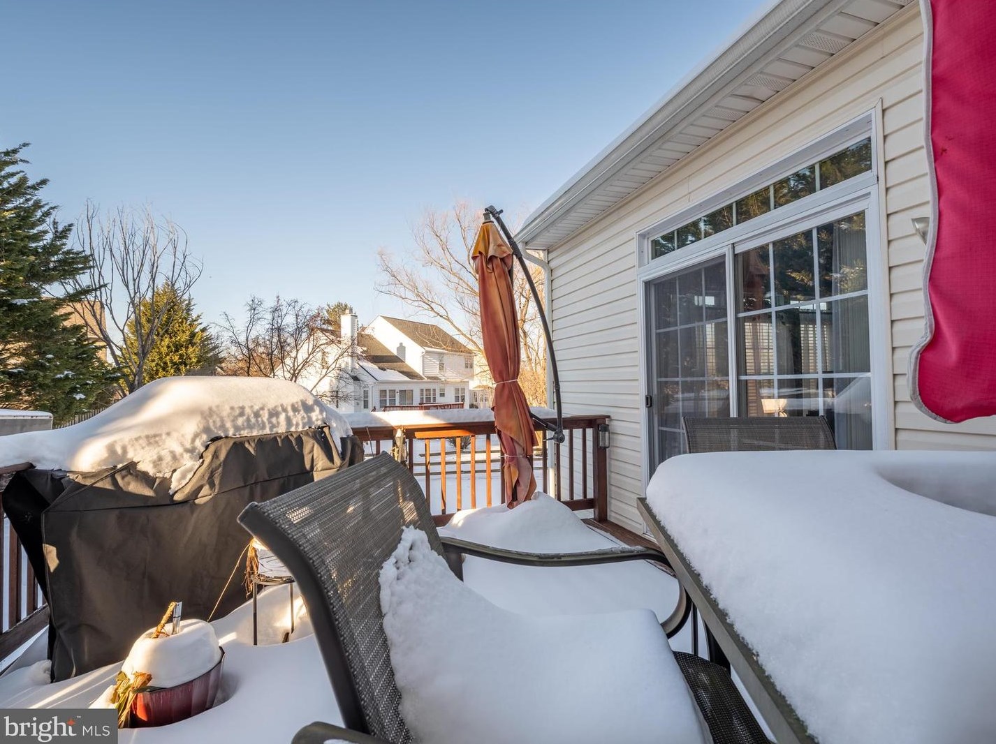 41 Cypress Point Ct, Charles Town WV  25414-3928 exterior