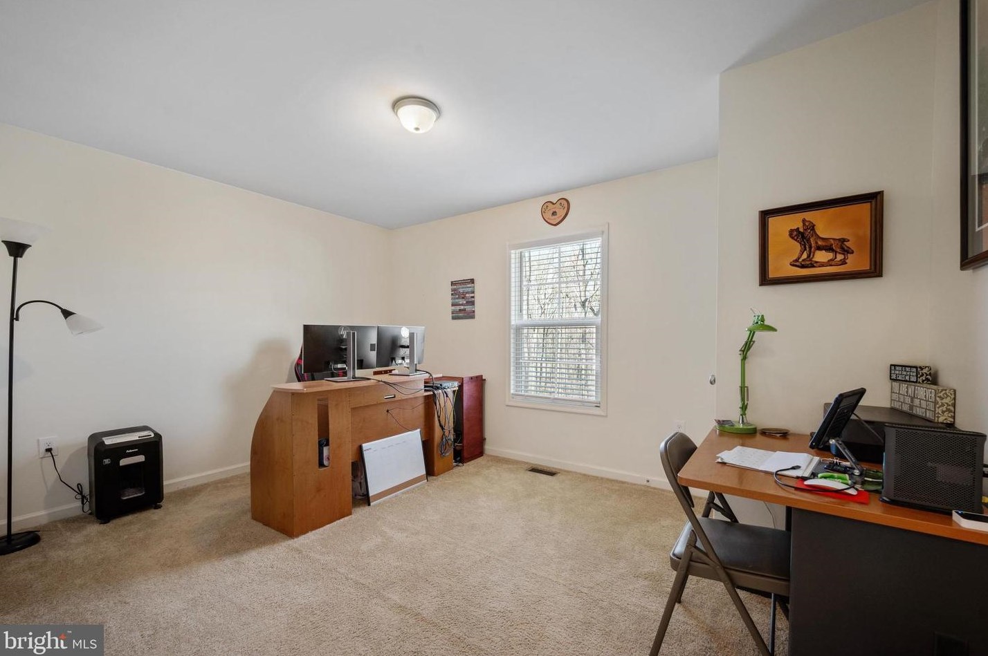 960 Rolling Ln, Harpers Ferry WV 25425-4550 exterior