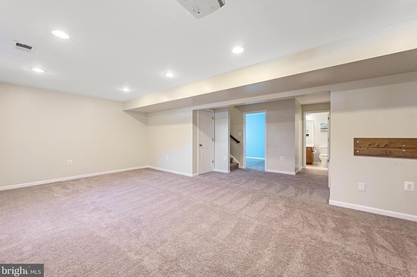 157 Burberry Ln, Charles Town WV  25414-5647 exterior