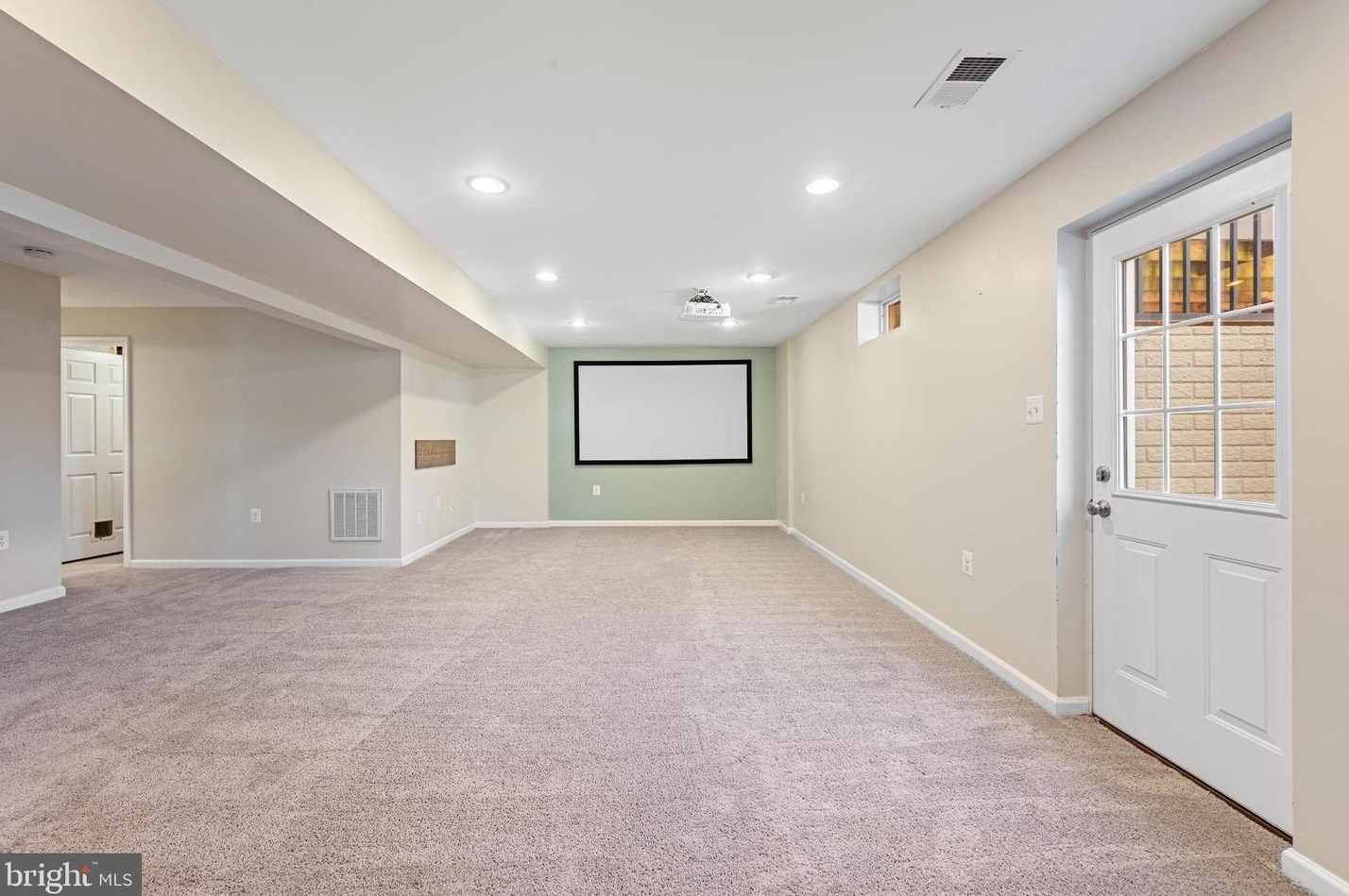 157 Burberry Ln, Charles Town WV  25414-5647 exterior