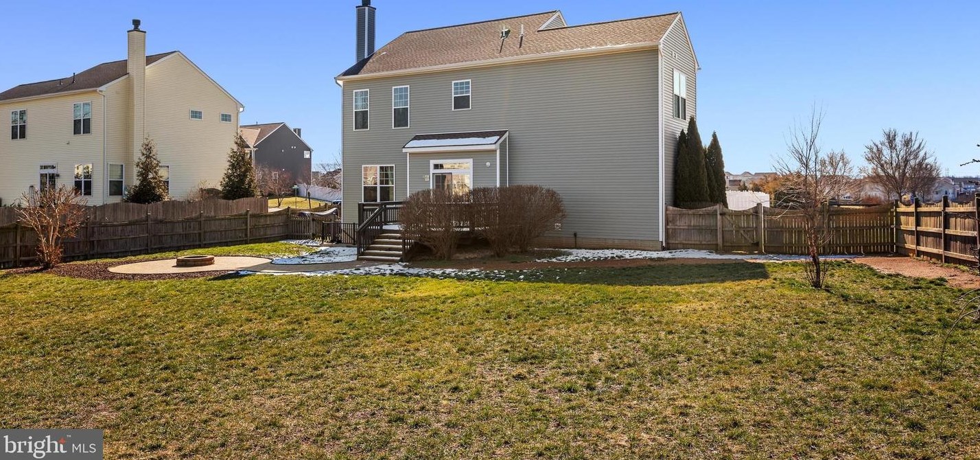 157 Burberry Ln, Charles Town WV  25414-5647 exterior