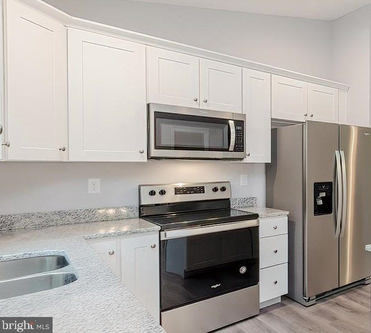 143 Kelly Dr, Harpers Ferry WV 25425-4663 exterior