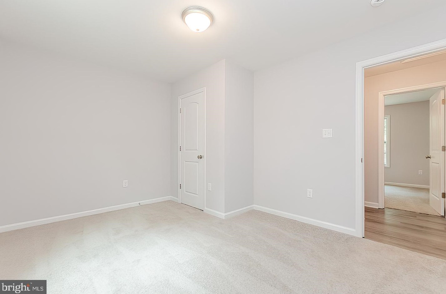 143 Kelly Dr, Harpers Ferry WV 25425-4663 exterior