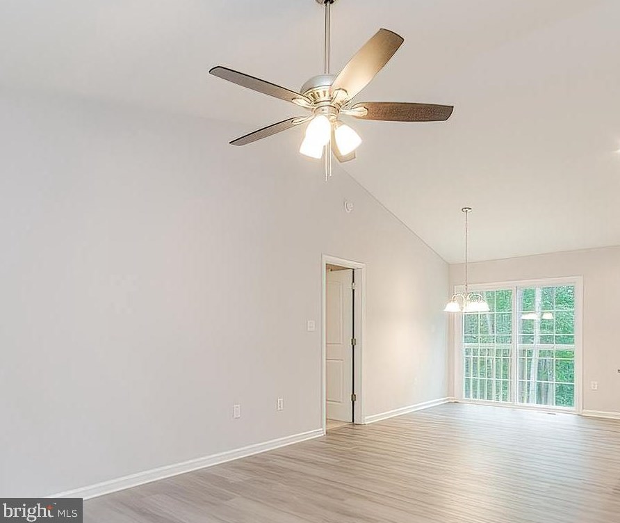 143 Kelly Dr, Harpers Ferry WV 25425-4663 exterior