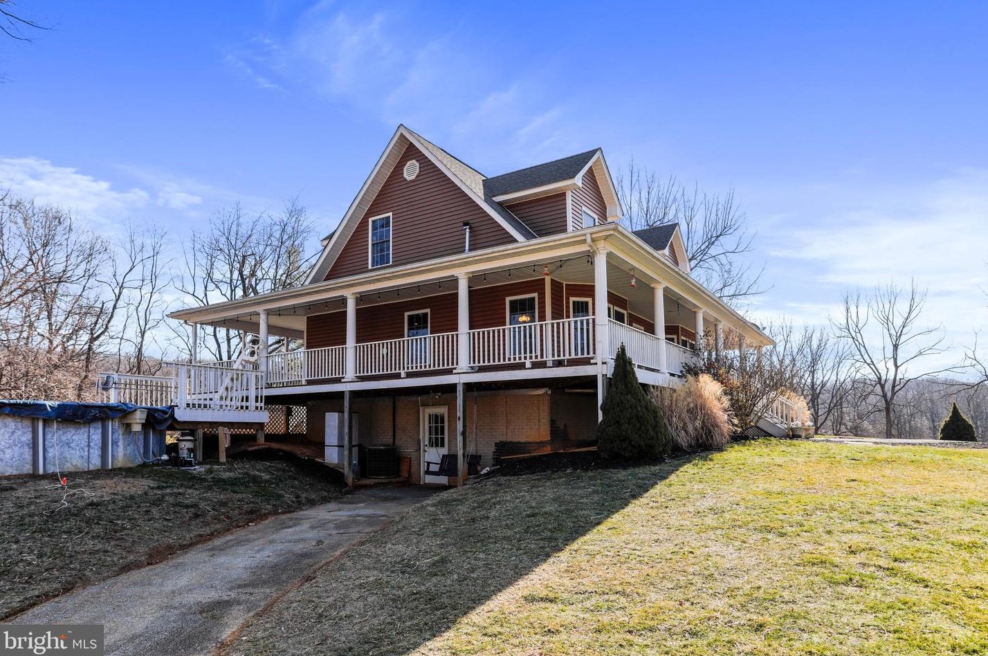 126 Marcum Ln, Harpers Ferry WV  25425-4529 exterior