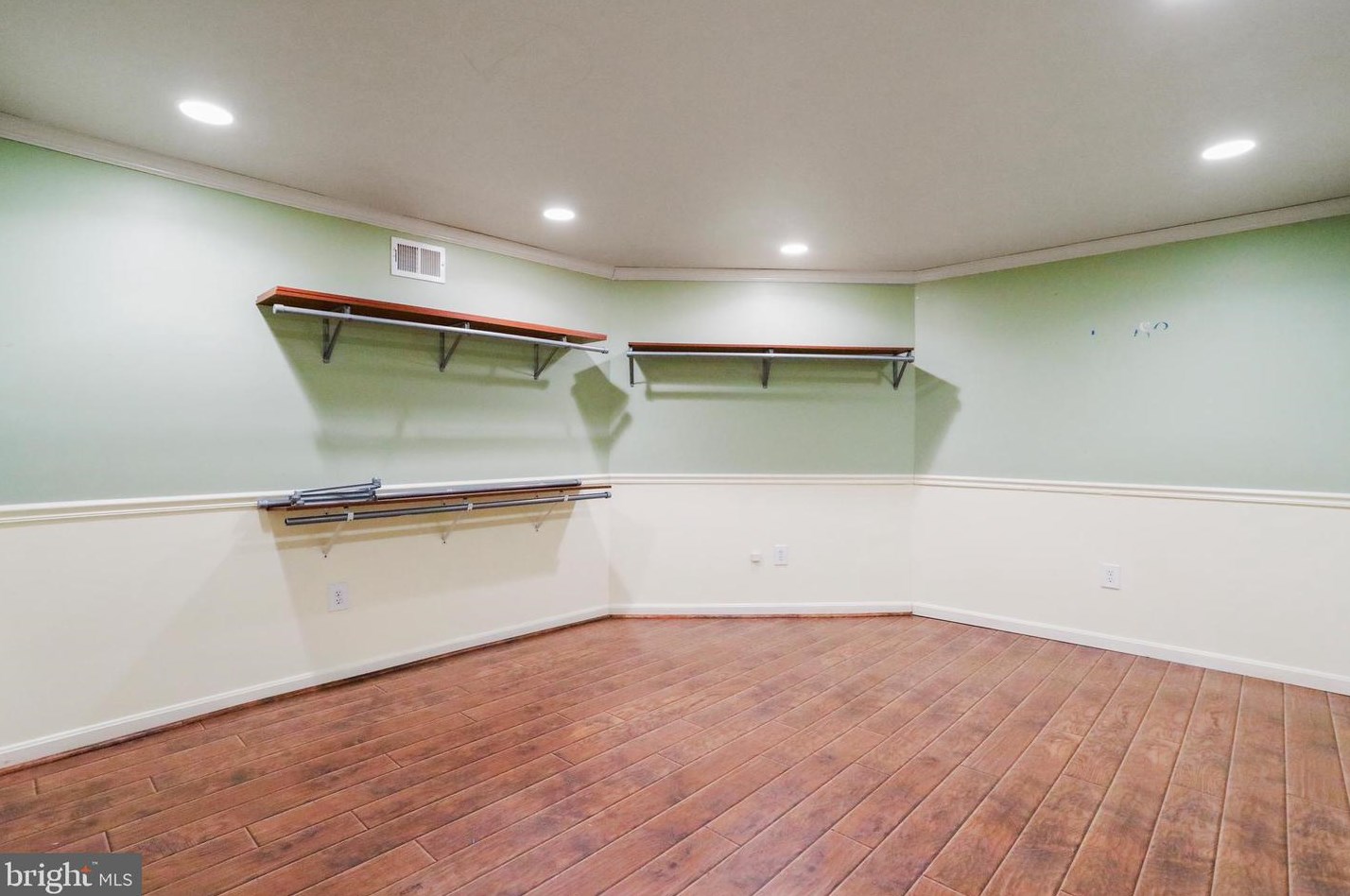 126 Marcum Ln, Harpers Ferry WV  25425-4529 exterior