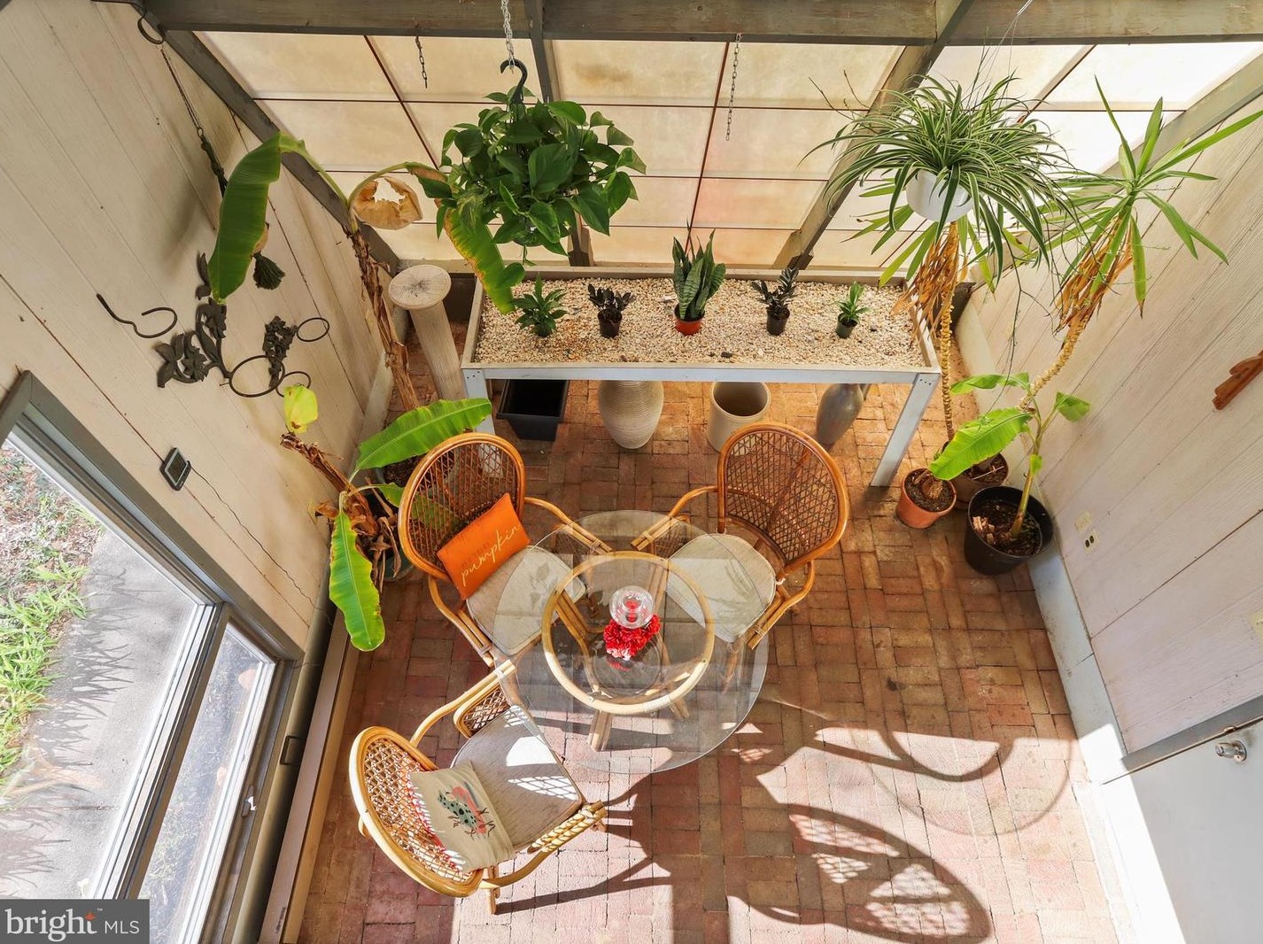 33 Mason Dr, Harpers Ferry WV 25425-4079 exterior