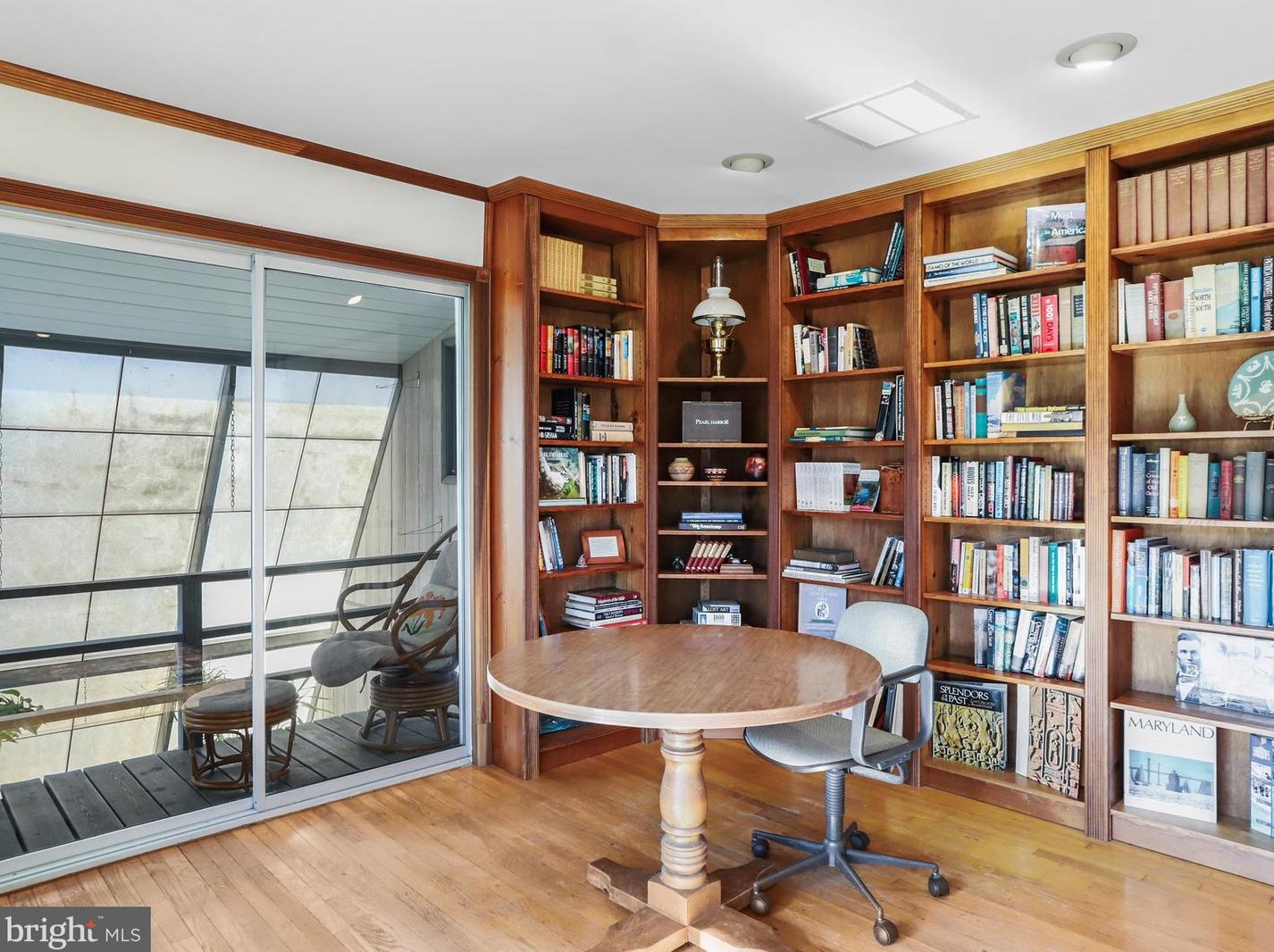 33 Mason Dr, Harpers Ferry WV 25425-4079 exterior