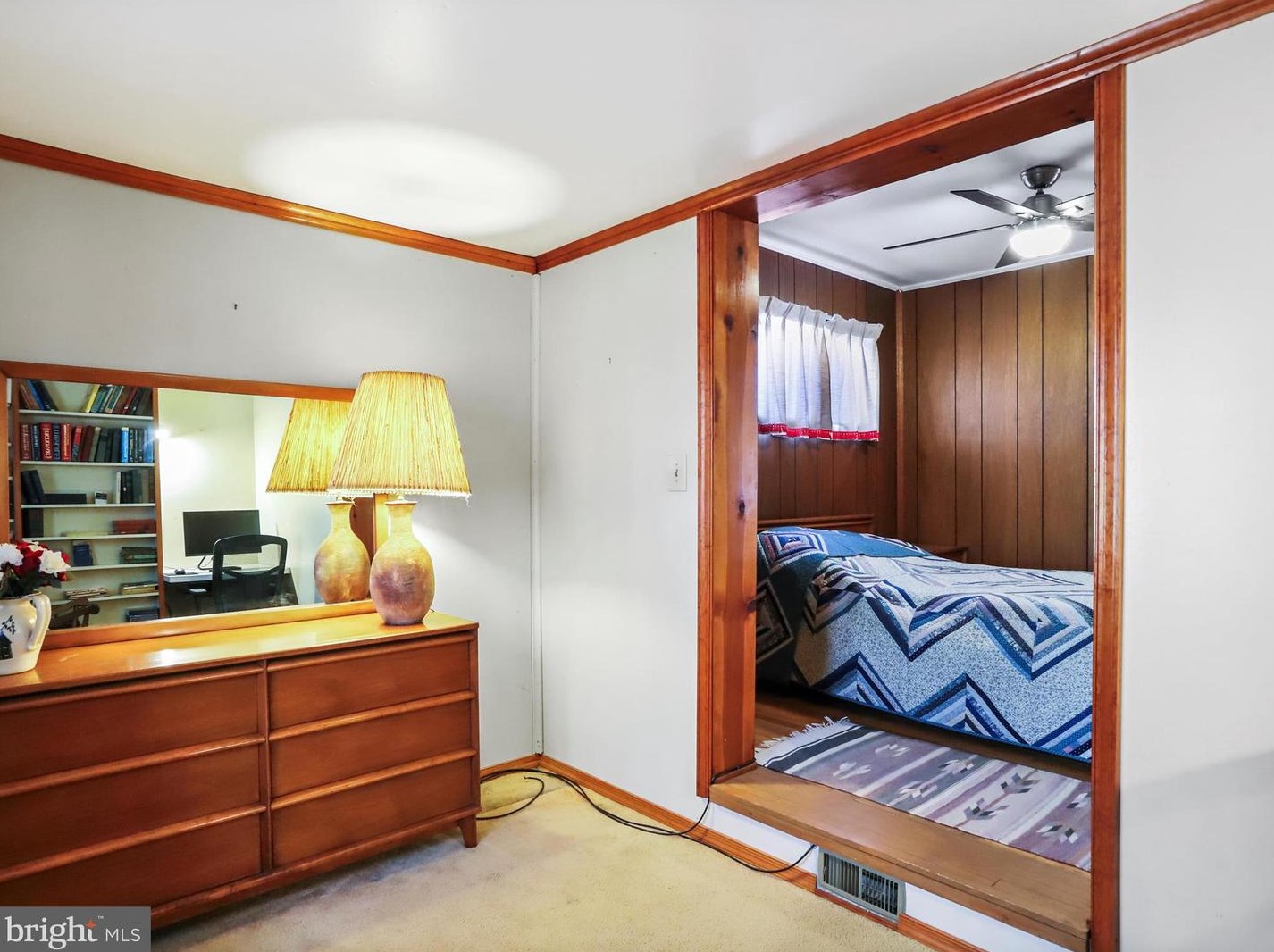 33 Mason Dr, Harpers Ferry WV 25425-4079 exterior